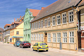 3795 Historische Architektur Hansestadt Osterburg - Kreismuseum; denkmalgeschütztes Fachwerkhaus. 
