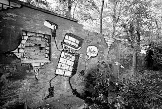 6640 MOIN - Grafitti / Hamburg Altona.  >>>