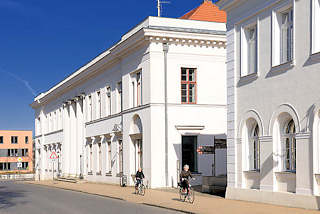 8530 Klassizistische Architektur - Bad Doberan, Mecklenburg Vorpommern.